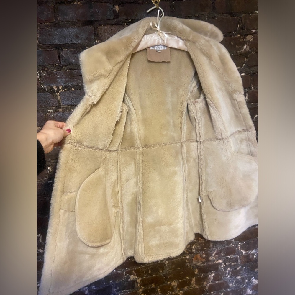 Vintage Shearling Jacket - Picture 5 of 8